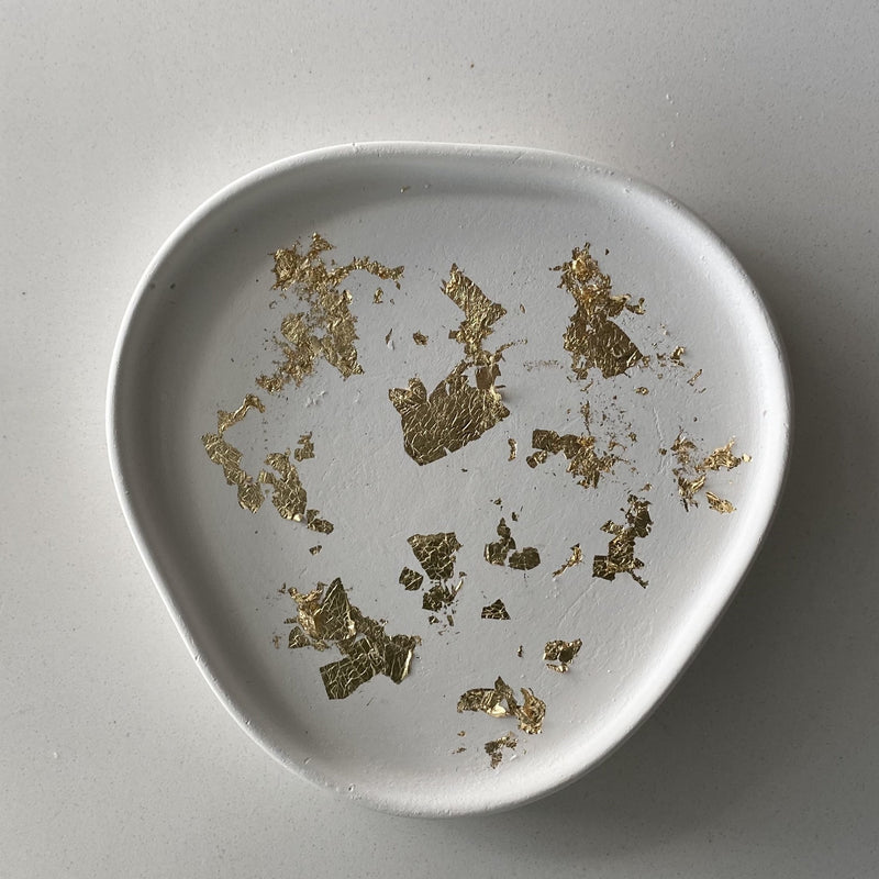 Small Gold Flake Trinket Tray - Saturdayso